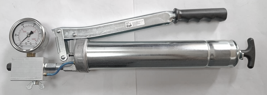 high-pressure-hand-grease-pump 700Bar